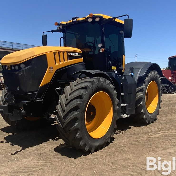 2020 JCB FASTRAC 8330