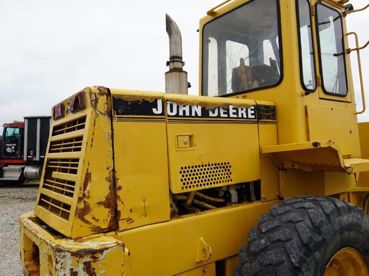 deere-444g-image-52
