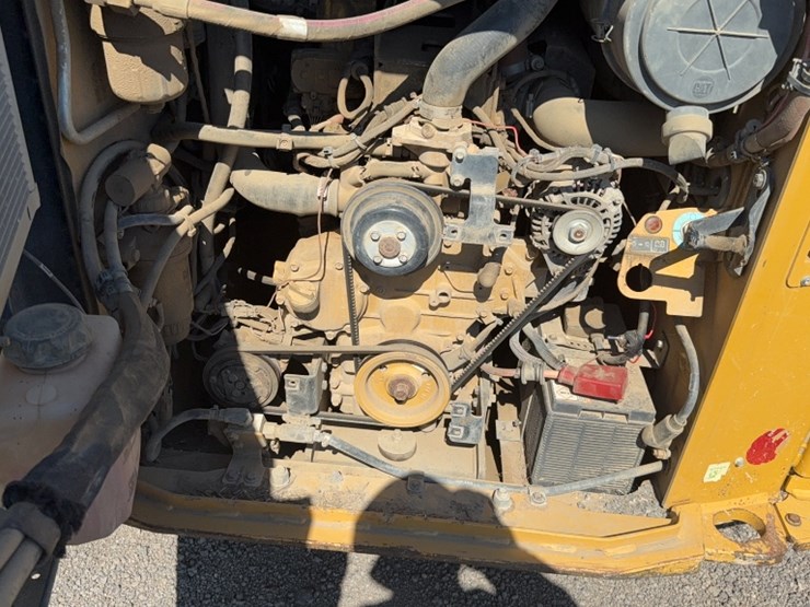 caterpillar-299d2-xhp-image-10