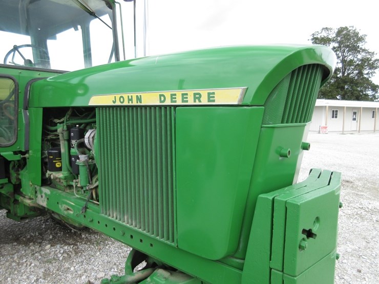 john-deere-4520-image-12