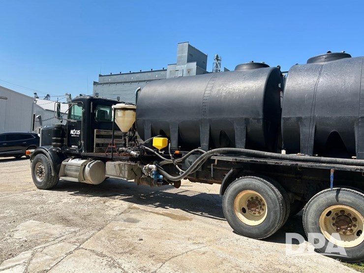 1998-peterbilt-378-image-5
