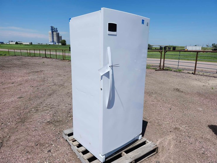 kenmore-standing-freezer-image-2