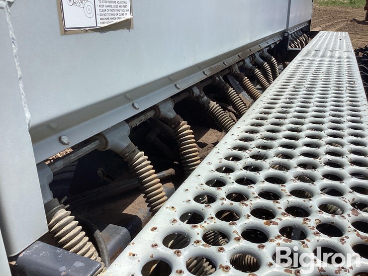 crust-buster-4030-image-15