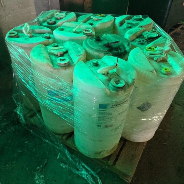 #2619 • Pallet of Barrells