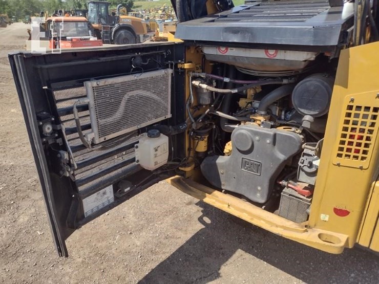2020-caterpillar-299d3-xe-image-38