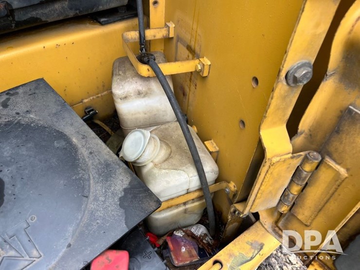 2005-caterpillar-312b-image-52