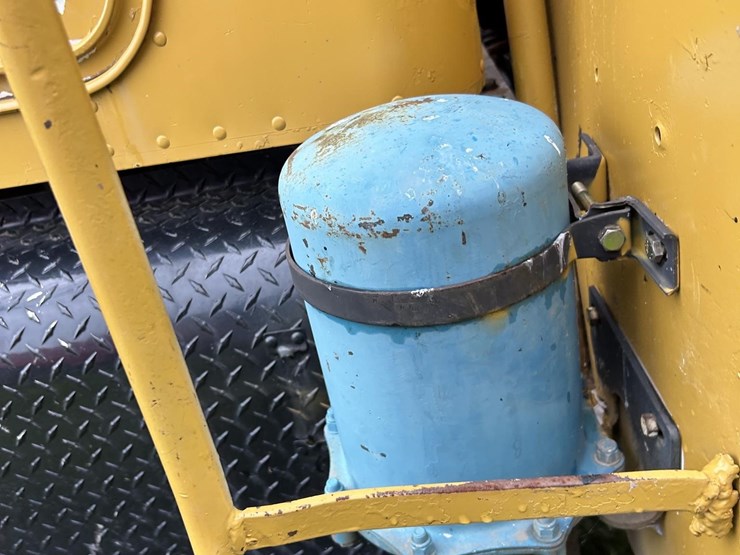 1977-kenworth-fuel-truck-1133-image-22