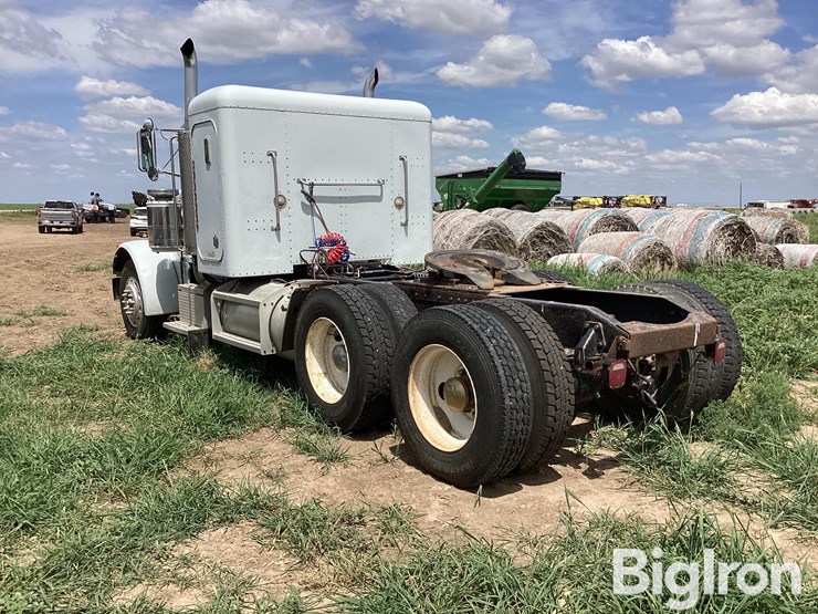 1989-peterbilt-379-image-7