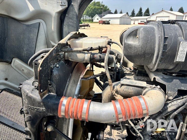 2014-kenworth-t660-image-73