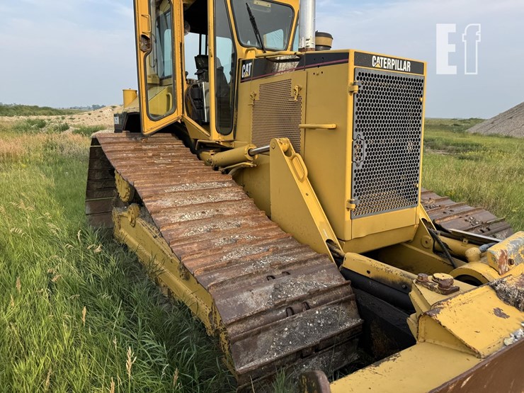 caterpillar-d6m-image-60