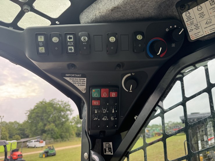 deere-333g-image-15