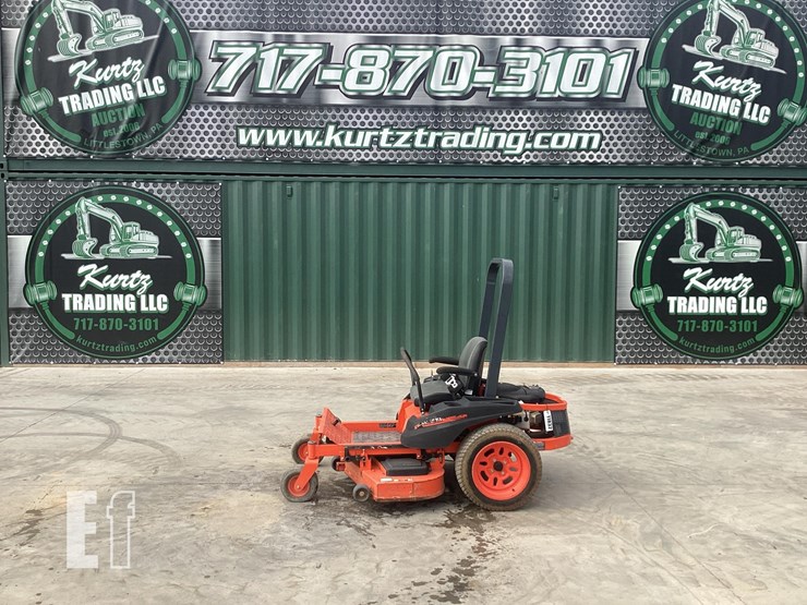 2015-kubota-z122e-image-1