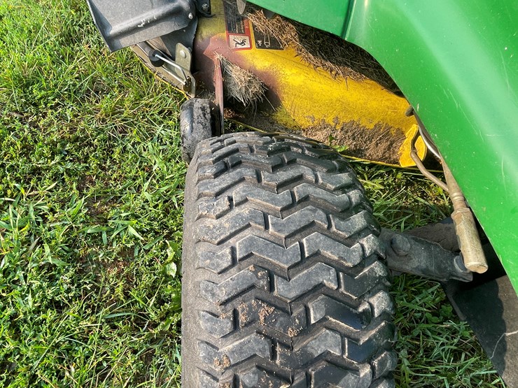 john-deere-lt150-image-27
