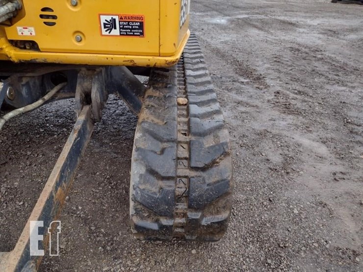 2007-deere-35d-image-37