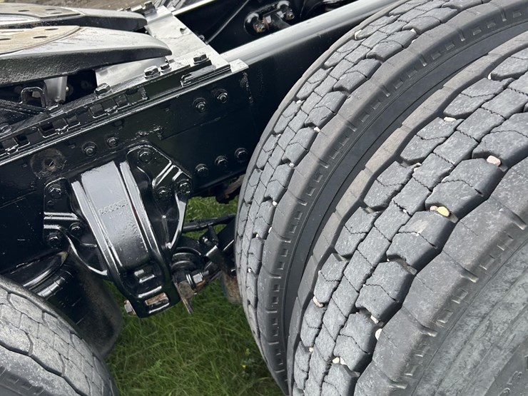 2016-kenworth-t880-image-20