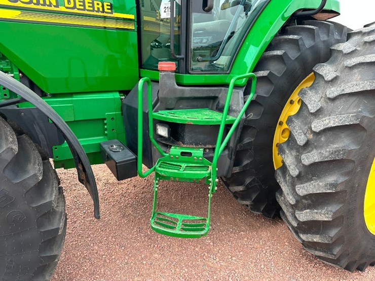 john-deere-8210-image-15