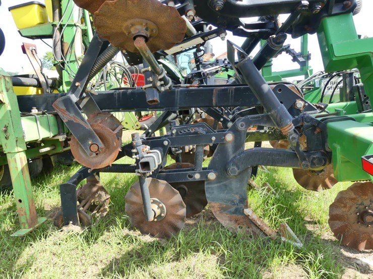 john-deere-1720-image-9