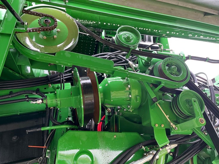 2011-john-deere-9770-sts-image-17