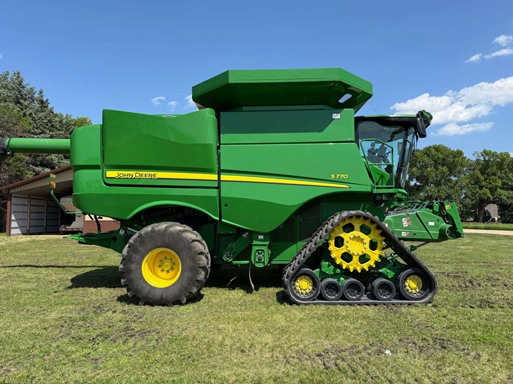 2021-john-deere-s770-image-8