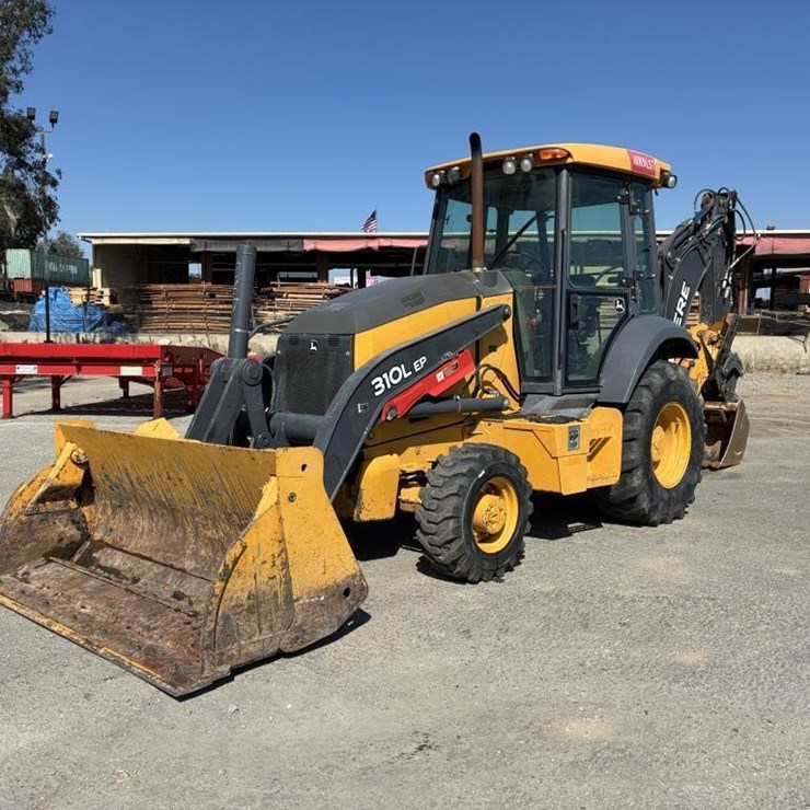 2020 JOHN DEERE 2020