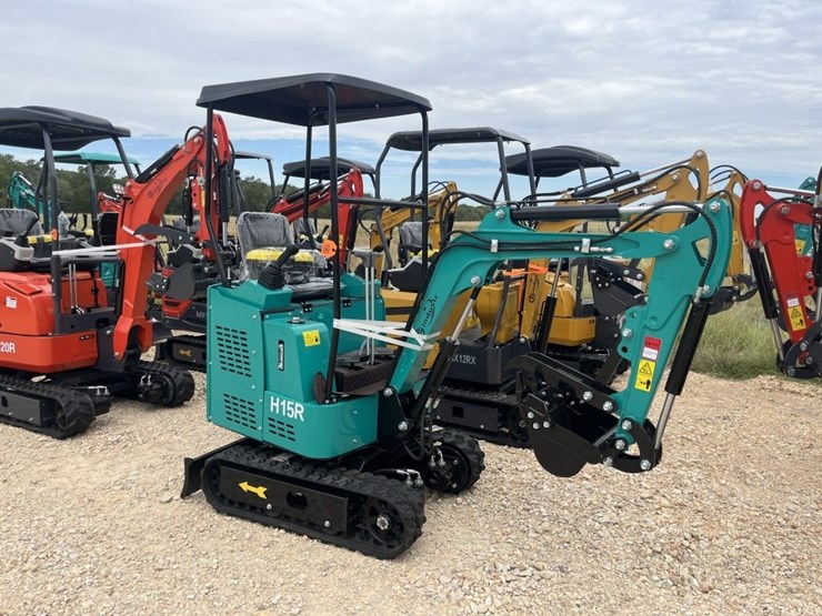 cfg-h15r-mini-excavator-image-1