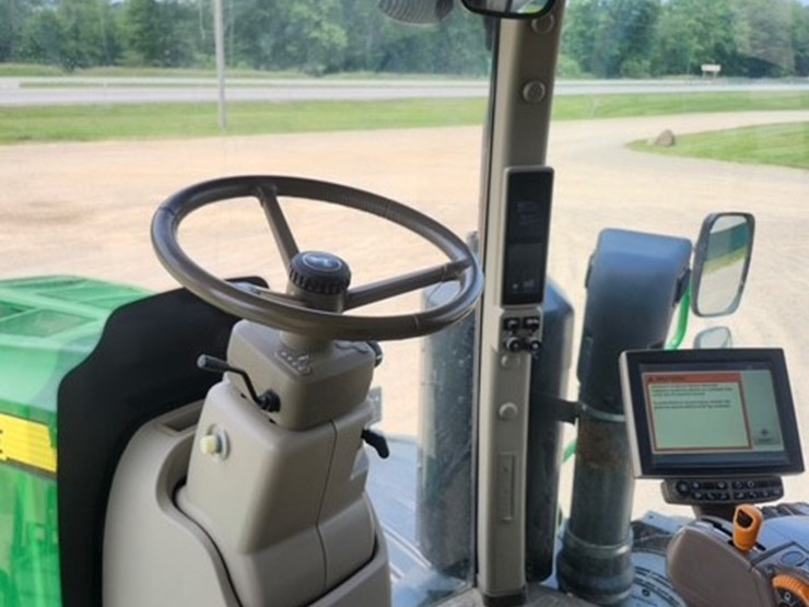 2018-john-deere-f4365-image-8