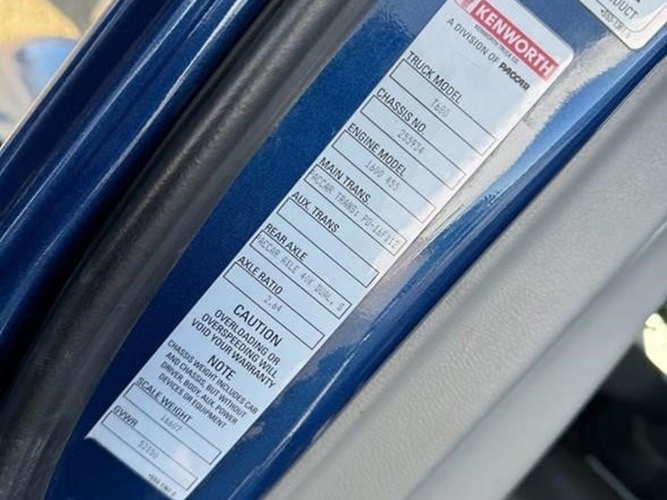 2018-kenworth-t680-image-19