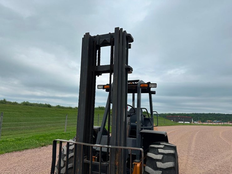 2019-case-588h-image-24