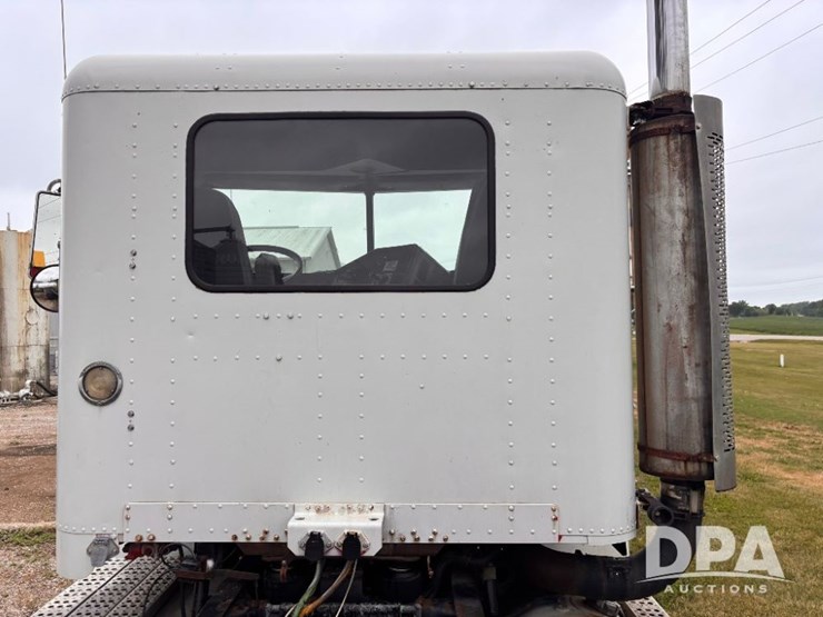 2000-freightliner-truck-(gp11021,-unit-398)-image-44