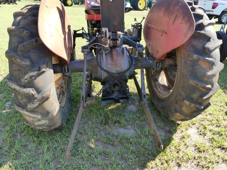 massey-ferguson-231-image-8