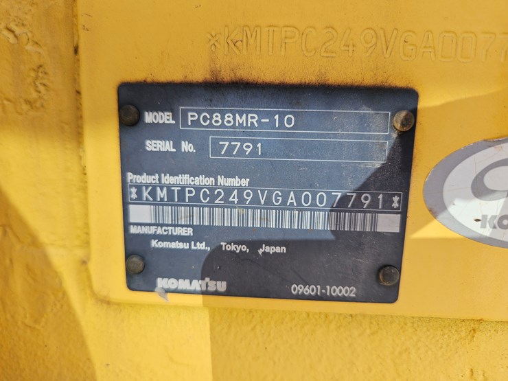 2017-komatsu-pc88mr-10-image-20