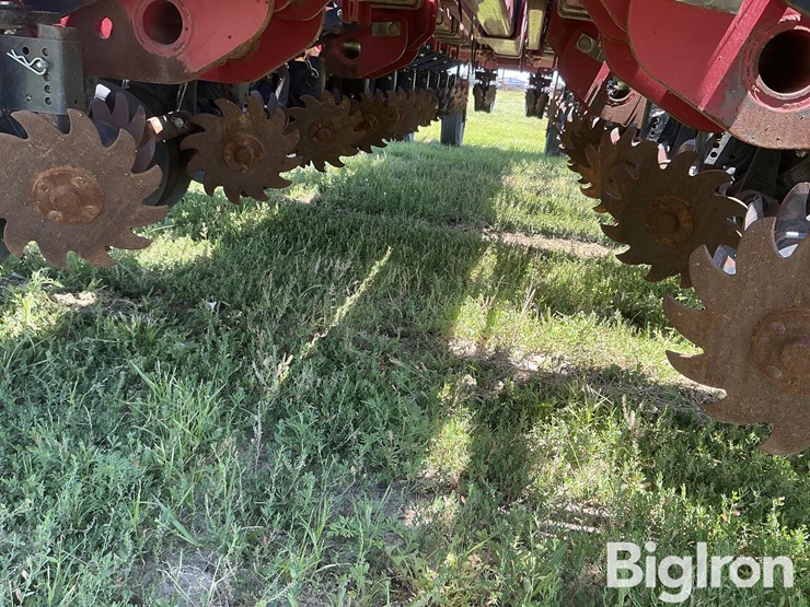 2013-case-ih-1250-image-16
