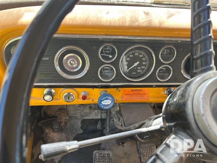 1977-ford-f750-image-24