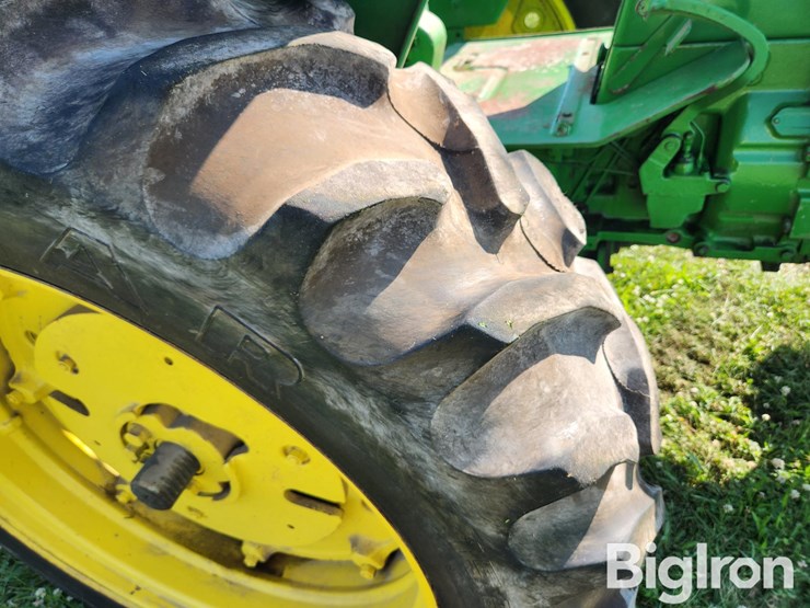 1961-john-deere-4010-image-18