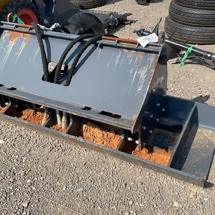 #1037 • LANDHONOR 72" SKID STEER VIBRATORY PLATE