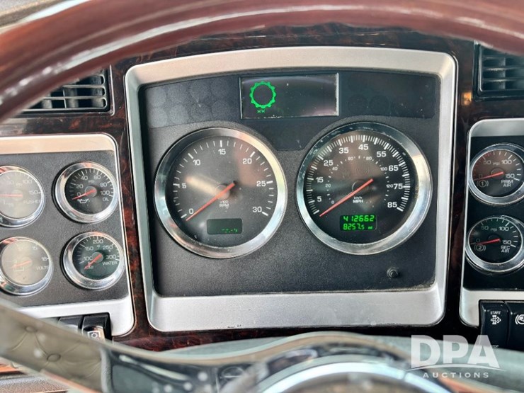 2014-kenworth-t660-image-112