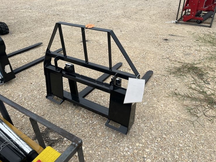 mower-king-ss-pallet-forks-image-3
