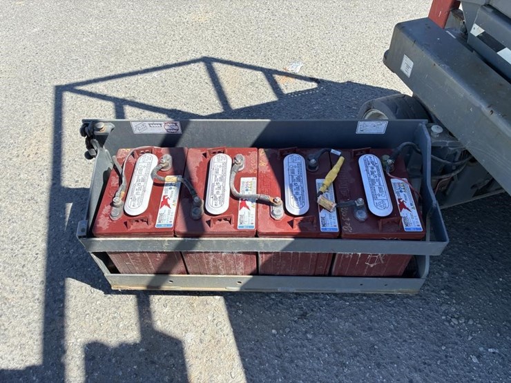 2018-sky-jack-sj111-3219-scissor-lift-image-9