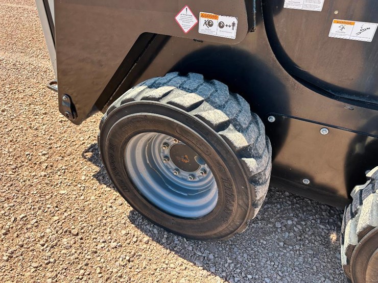 2014-terex-v200s-image-17