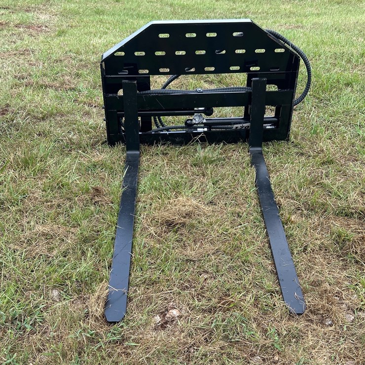#170 • Skid Steer Side Shift Fork