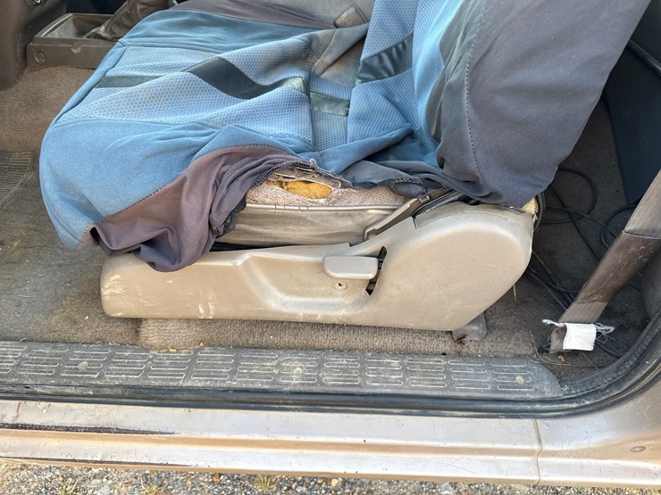 1998-toyota-tacoma-image-26