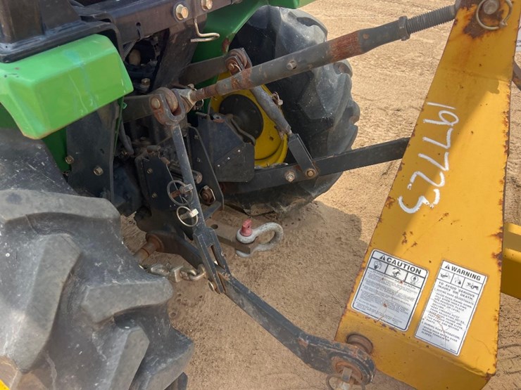 john-deere-4100-image-15