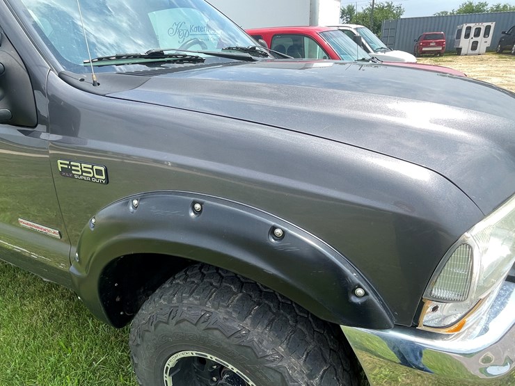 2004-ford-f350-image-29