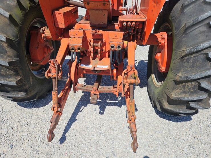 #201920-•-allis-chalmers-180-tractor-image-13