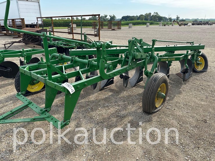 john-deere-5-image-3