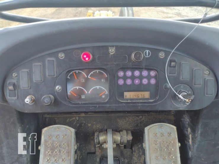 2006-caterpillar-953c-image-7