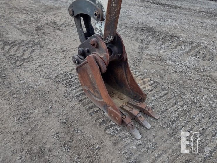 2017-bobcat-e35i-image-15