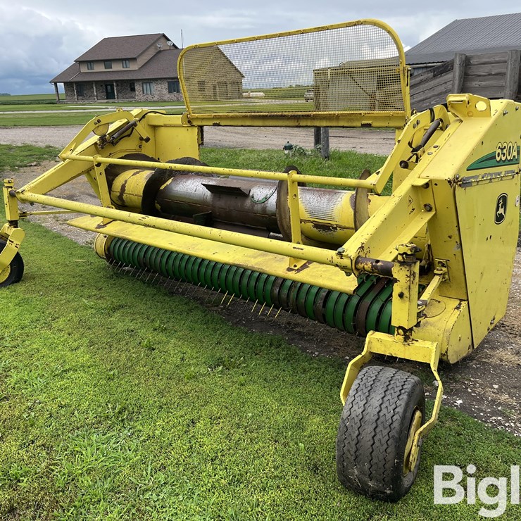 2003 JOHN DEERE 630A