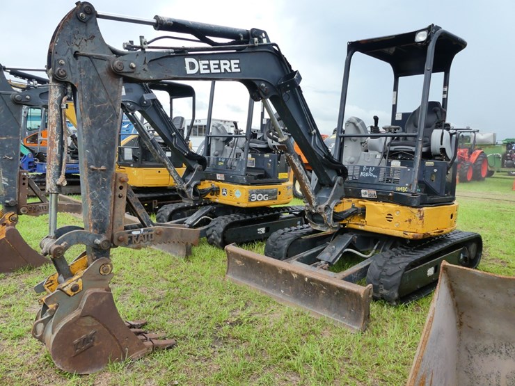 deere-30g-image-1