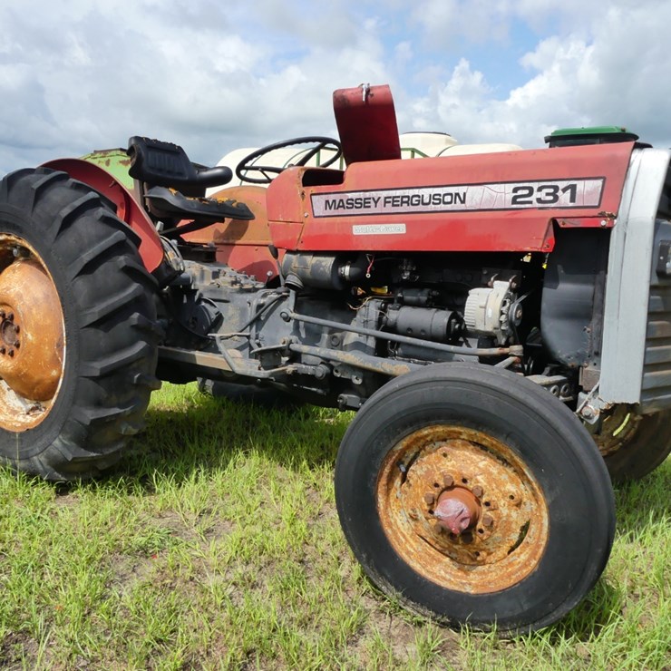 MASSEY-FERGUSON 231